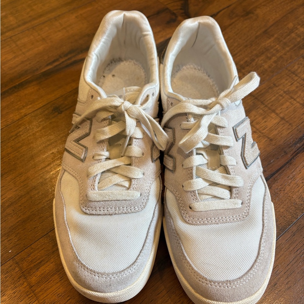New Balance Nimbus Cloud Mesh & Suede Sneakers Gray White womens 9 - Picture 2 of 8